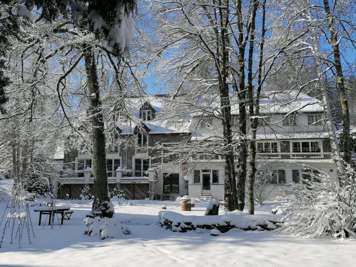 Les Ardillieres Du Pont D'oye Hotel 4*