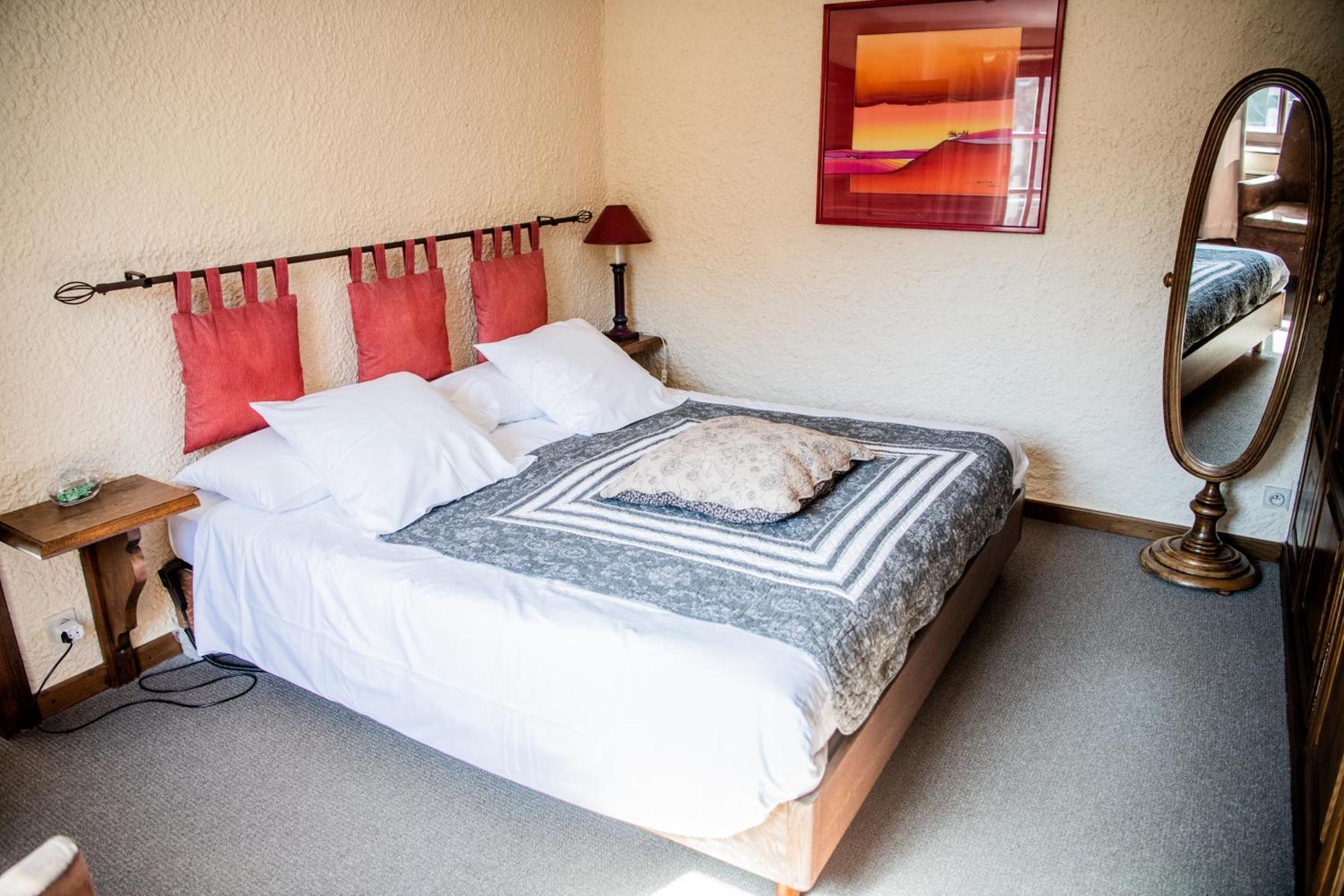 Hotel Les Ardillieres Du Pont D'oye Habay-la-Neuve